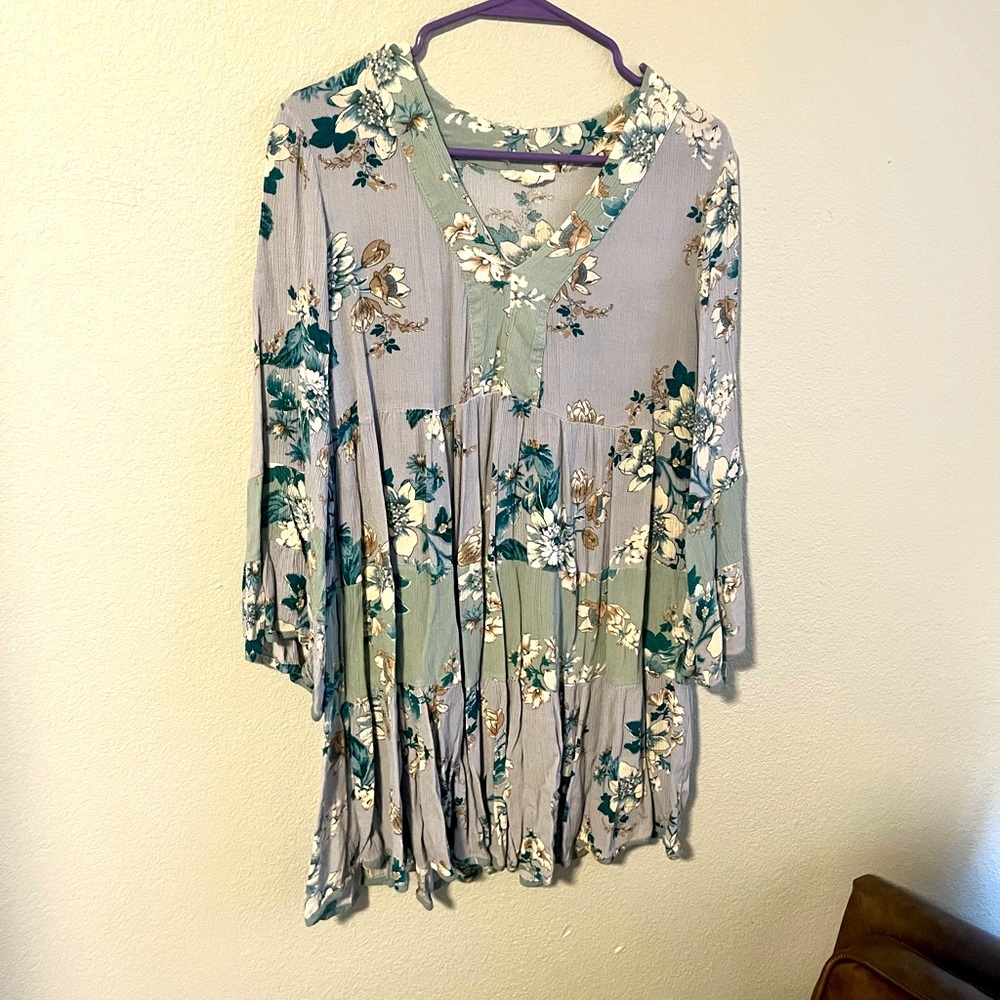 Beautiful tiered dress/shirt. Oversized can be worn as a short dress or a shirt.